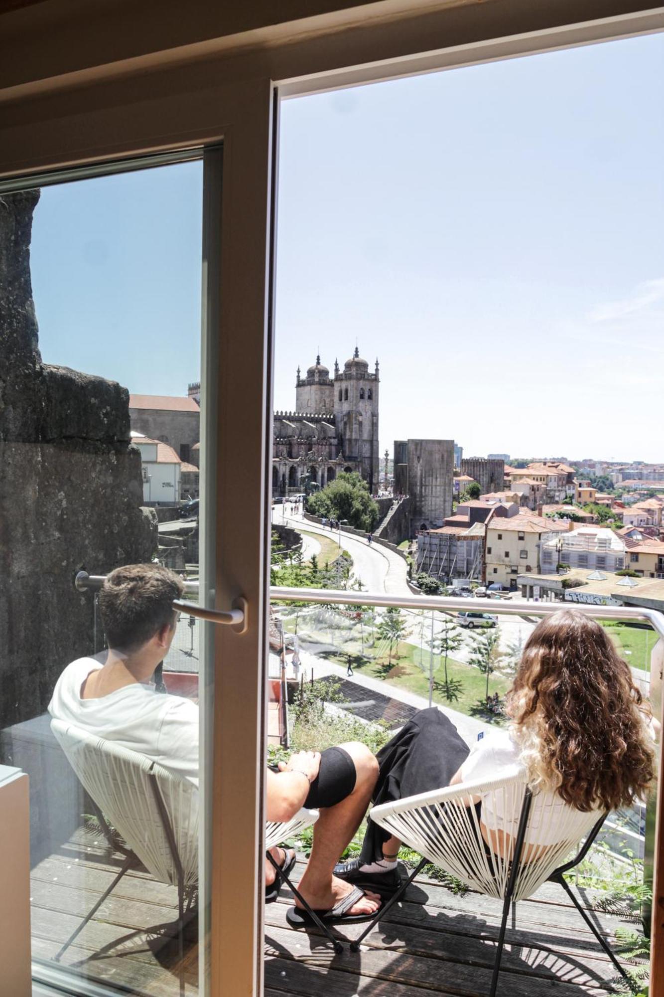 Onefam Ribeira Hostel Porto Exterior foto