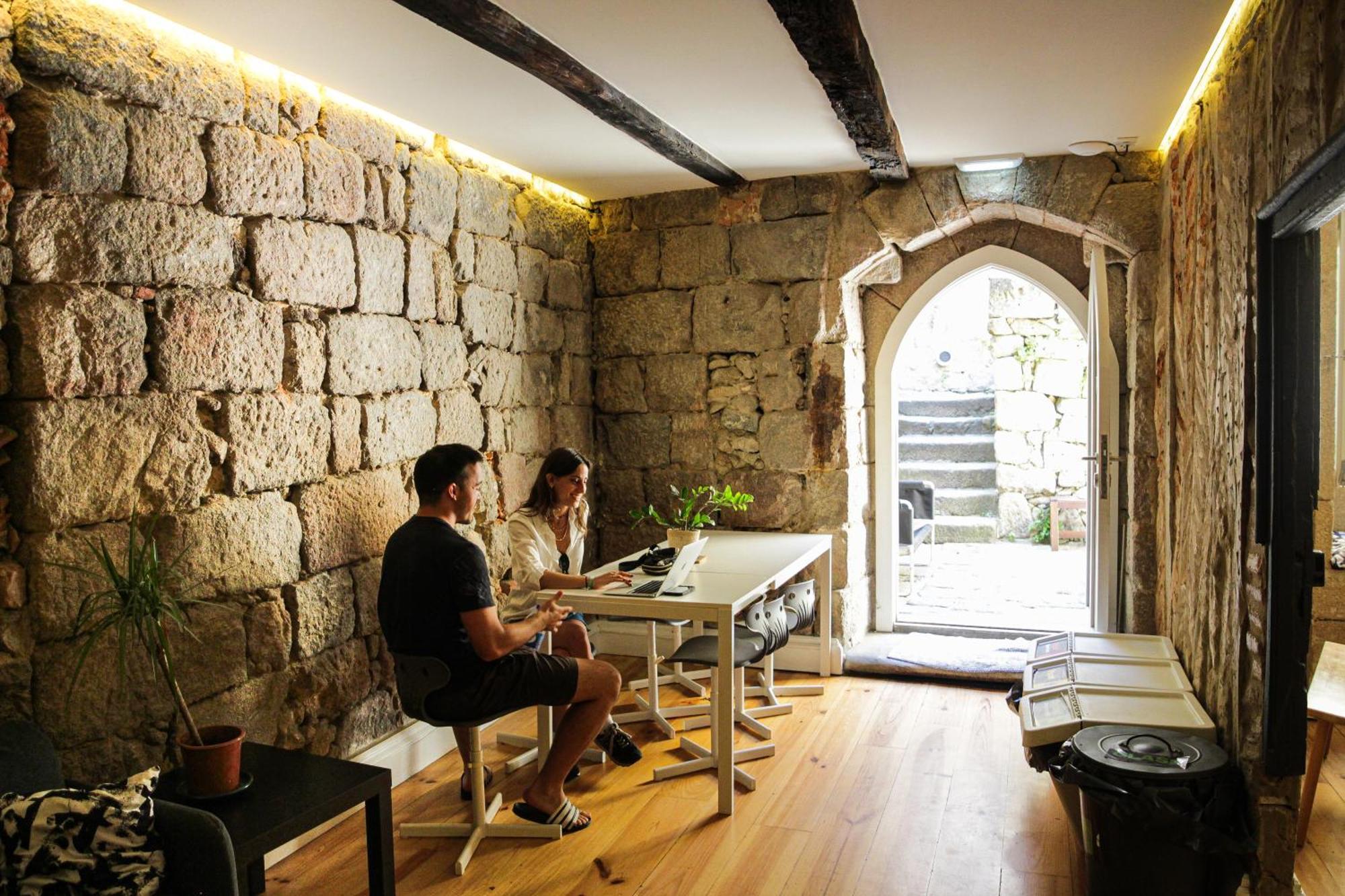 Onefam Ribeira Hostel Porto Exterior foto